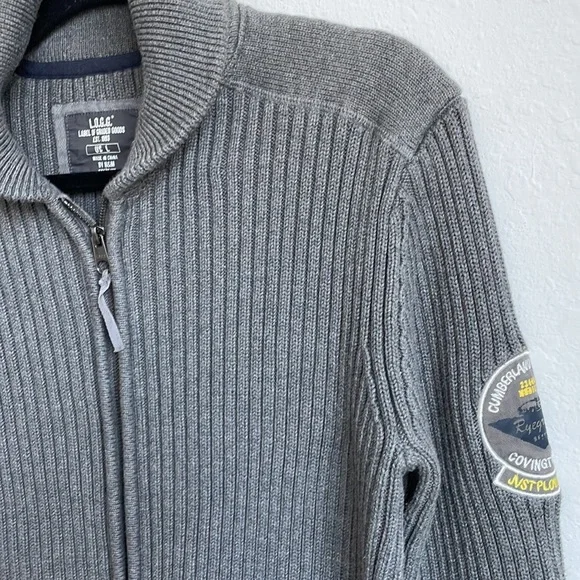 H & M Sweater - Picture 6 of 14